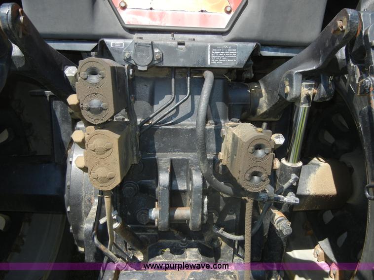 image for item A3078 1982 International 5288 tractor