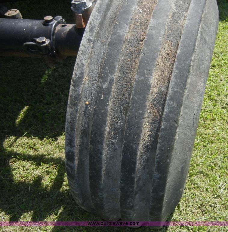 image for item A3078 1982 International 5288 tractor