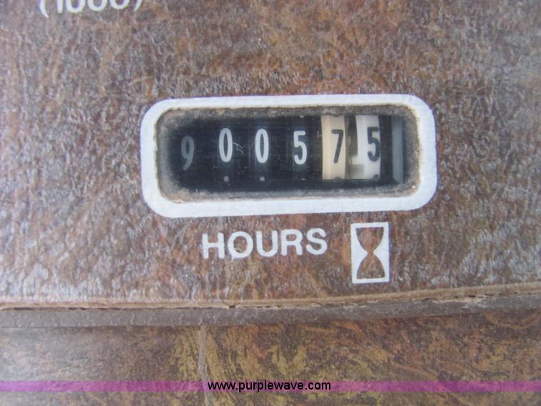 image for item A3677 1982 Versatile 875 tractor