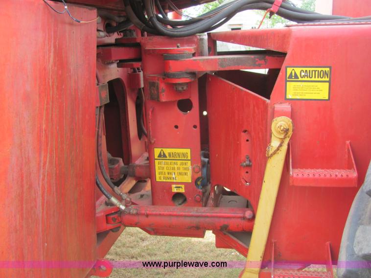 image for item A3677 1982 Versatile 875 tractor