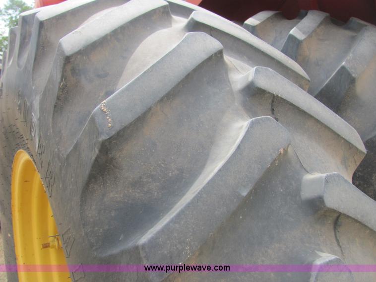 image for item A3677 1982 Versatile 875 tractor