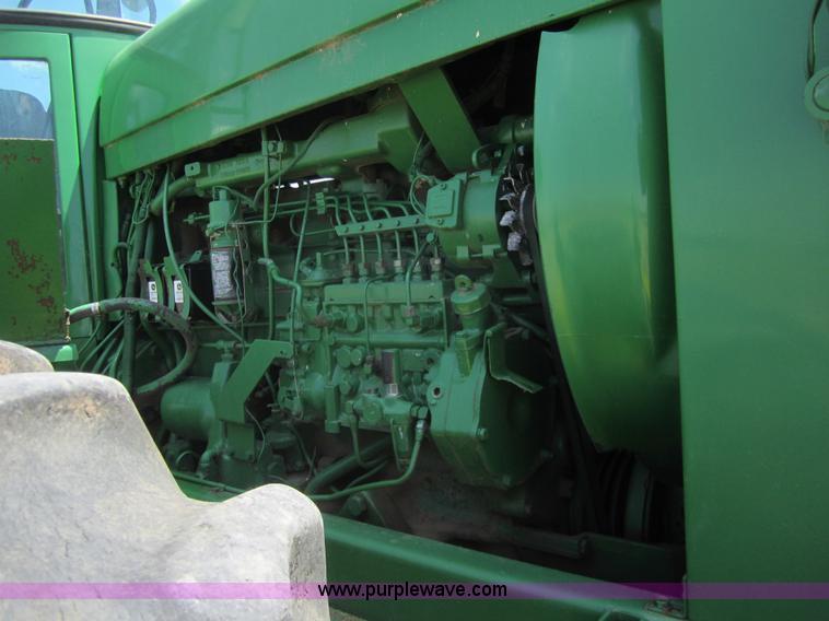 image for item A3857 1981 John Deere 8640 4WD tractor