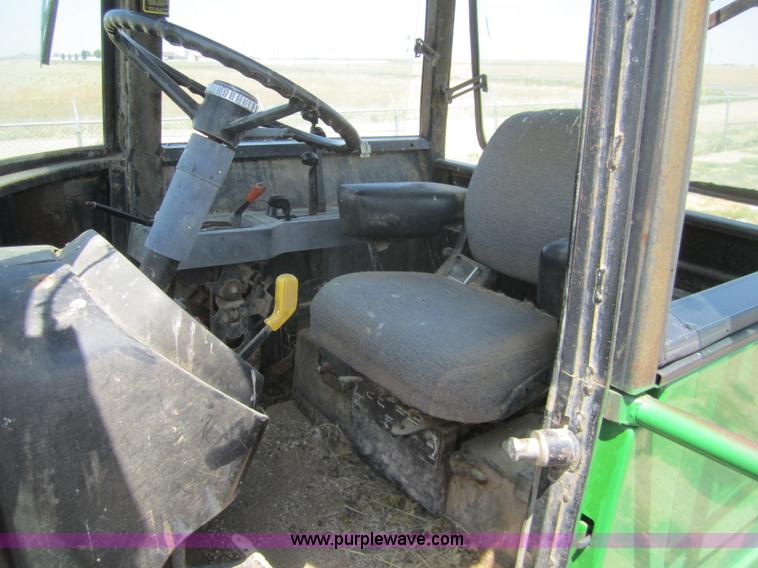 image for item A3857 1981 John Deere 8640 4WD tractor