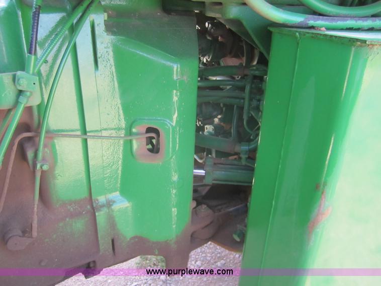 image for item A3857 1981 John Deere 8640 4WD tractor