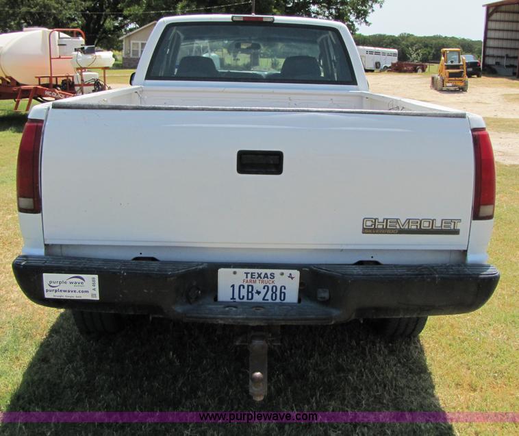 image for item A4689 1998 Chevrolet K2500 Cheyenne extended cab pickup truck