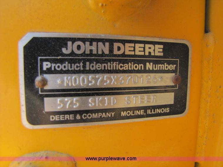 image for item A4690 1987 John Deere 575 skid steer loader