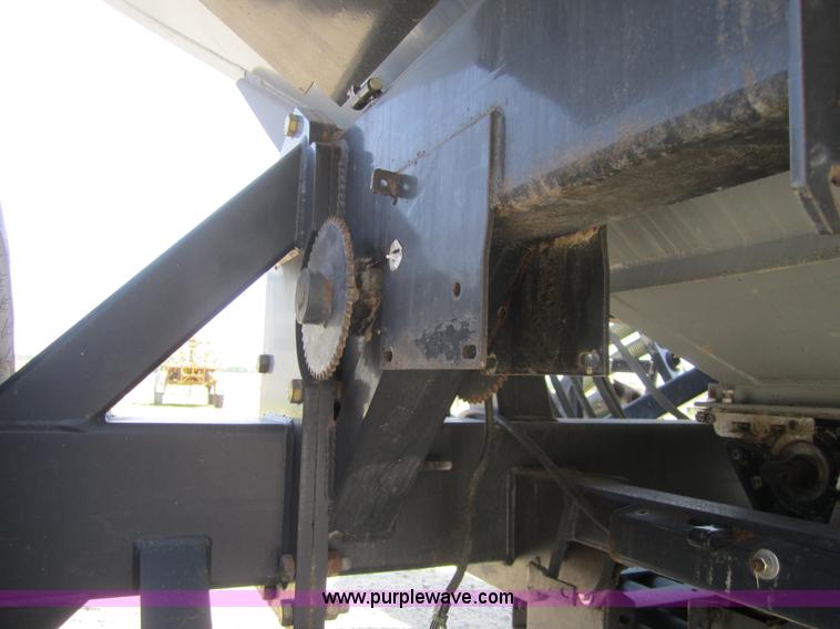 image for item A4766 Flexi-Coil 2320 air cart