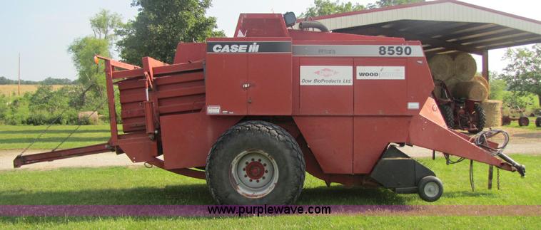 image for item A5075 1998 Case 8590 large square baler