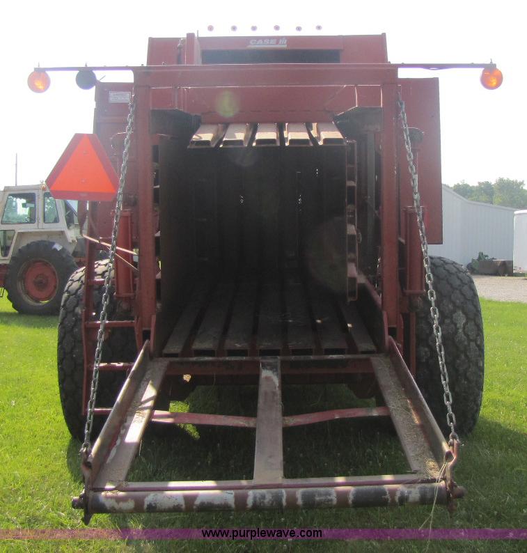 image for item A5075 1998 Case 8590 large square baler