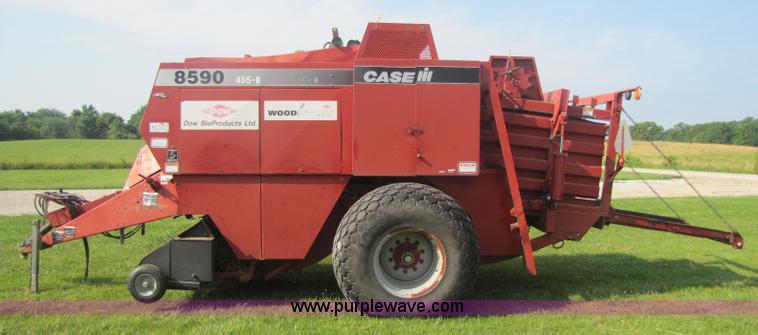 image for item A5075 1998 Case 8590 large square baler