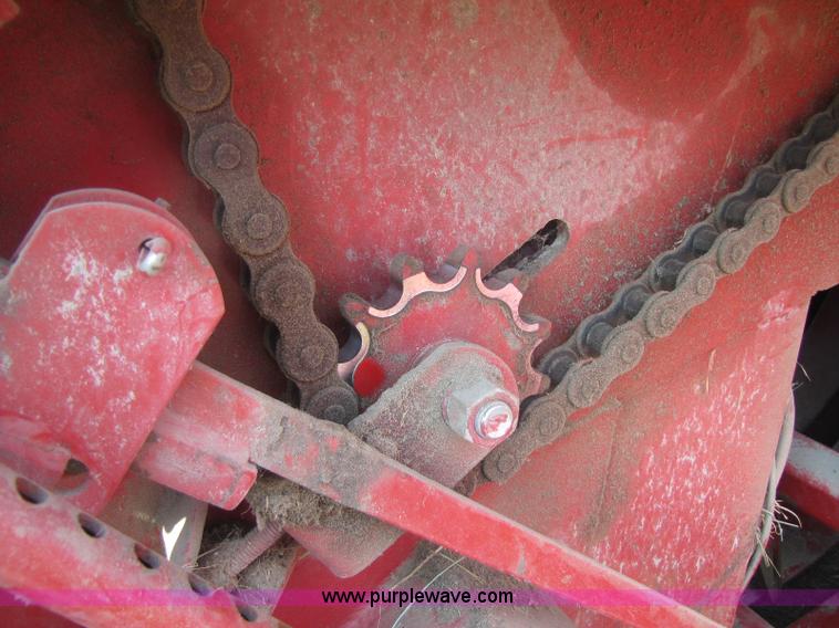 image for item A5075 1998 Case 8590 large square baler