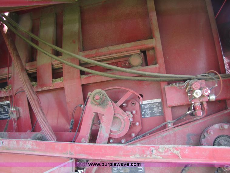 image for item A5075 1998 Case 8590 large square baler