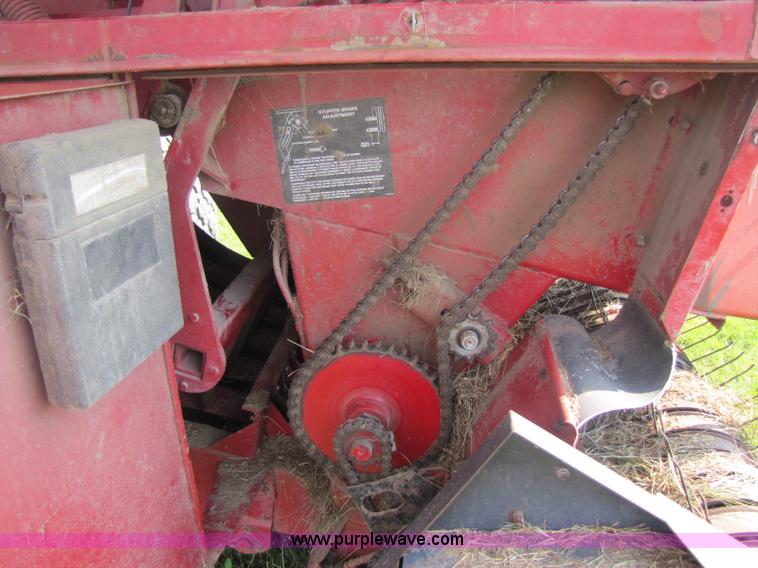 image for item A5075 1998 Case 8590 large square baler