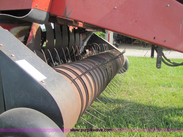 image for item A5075 1998 Case 8590 large square baler