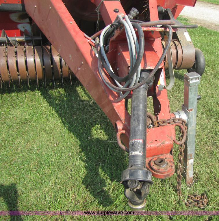 image for item A5075 1998 Case 8590 large square baler