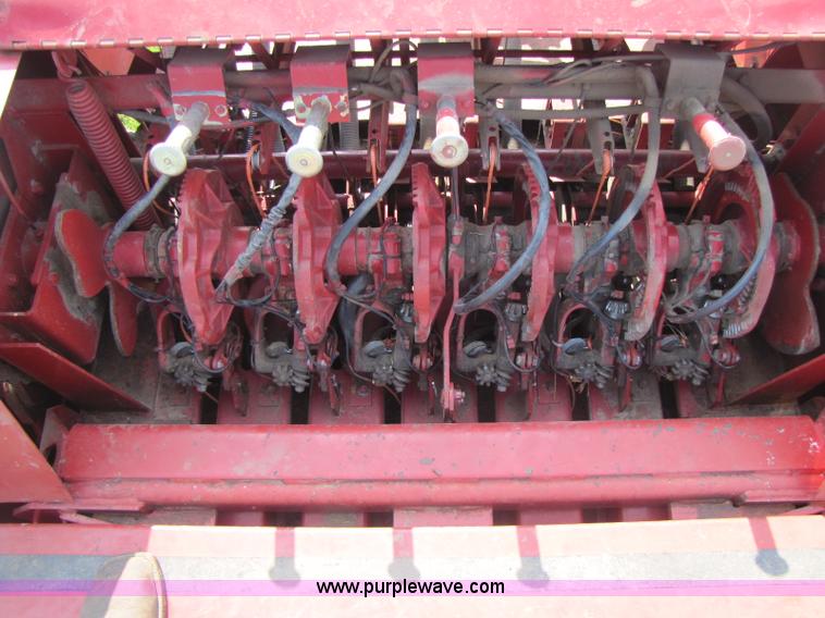 image for item A5075 1998 Case 8590 large square baler