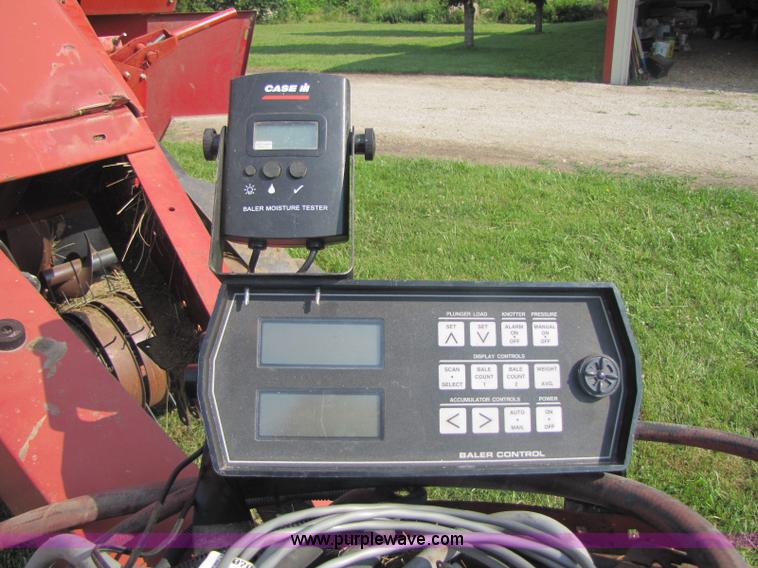 image for item A5075 1998 Case 8590 large square baler