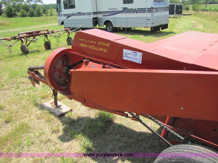 image for item A5091 New Holland 268 square baler