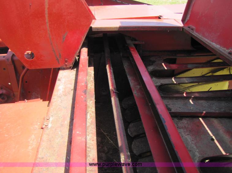 image for item A5091 New Holland 268 square baler