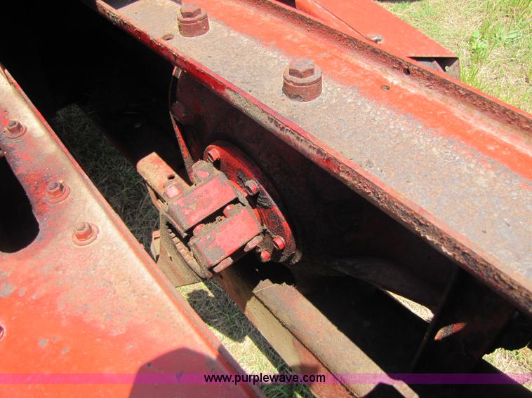 image for item A5091 New Holland 268 square baler