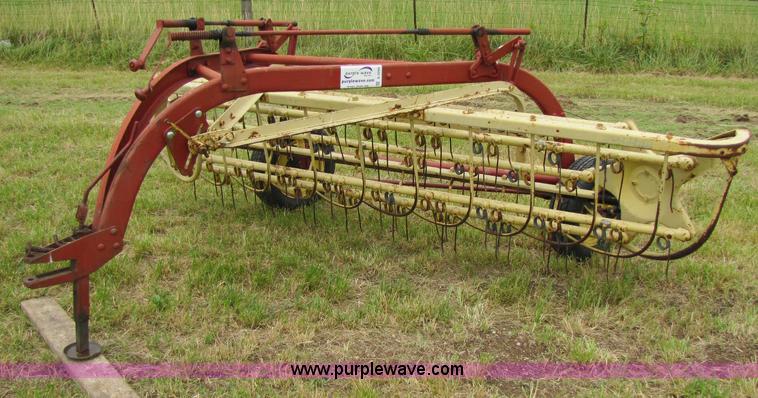 image for item A5094 New Holland 256 side rake