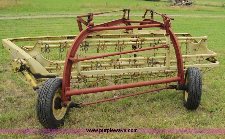 image for item A5094 New Holland 256 side rake