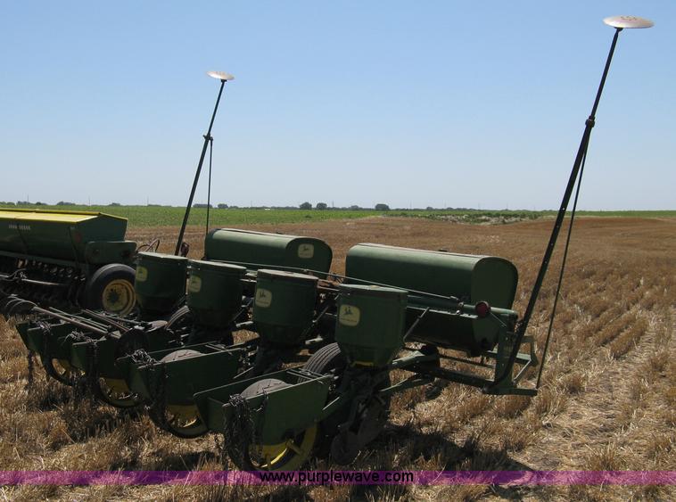 image for item A9461 John Deere 494A four row planter