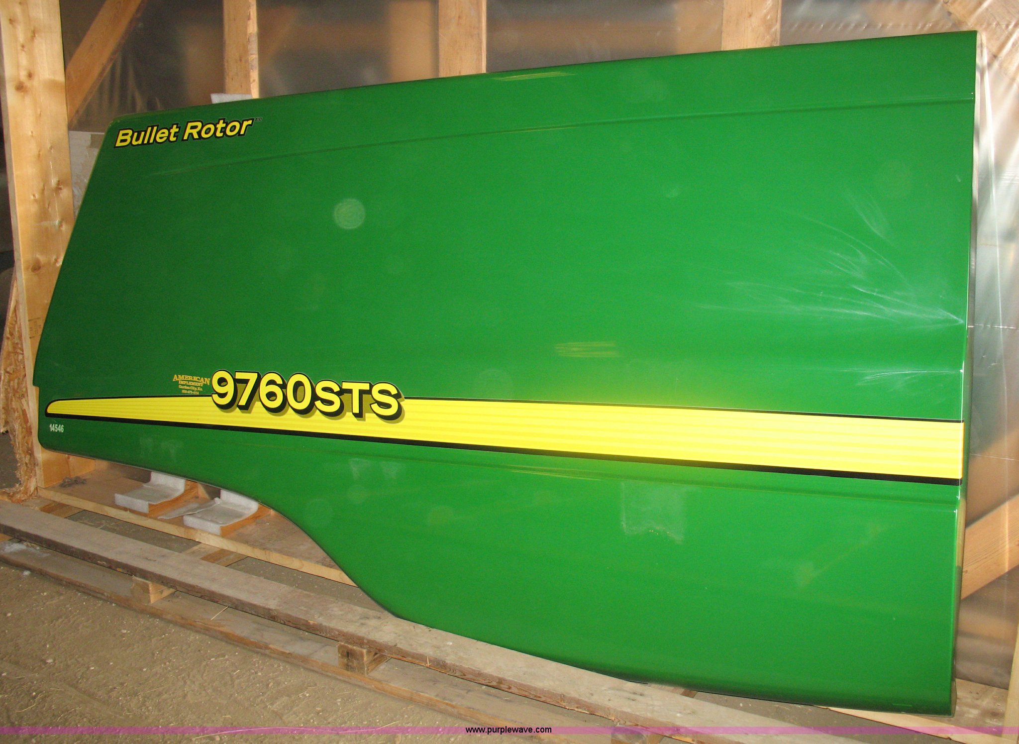 John Deere combine left front gull wing door in Paullina, IA Item