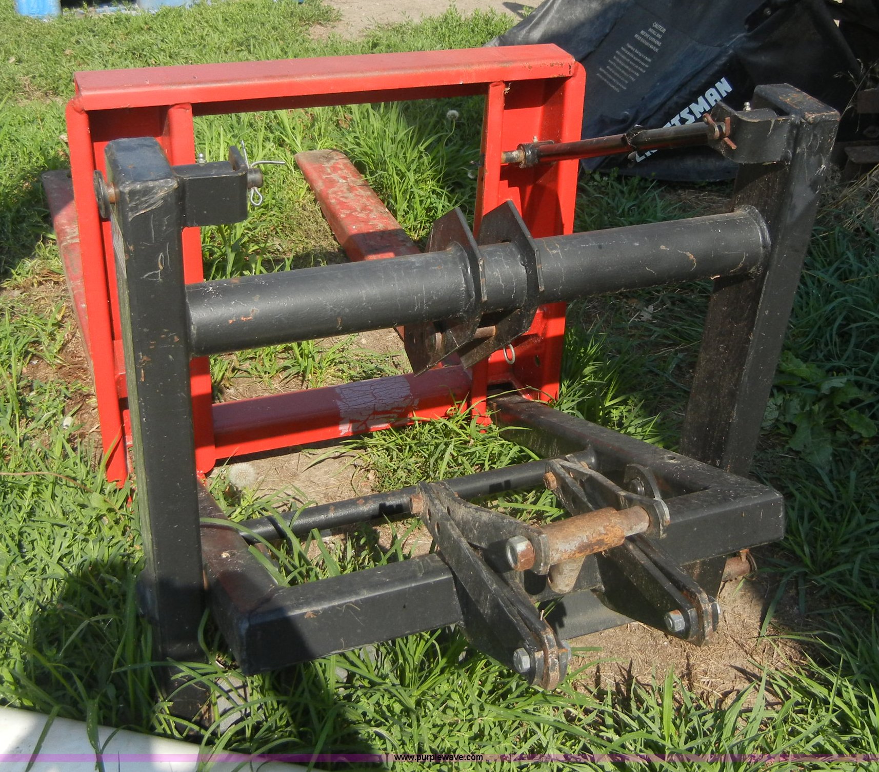 Westendorf HF42 scissor lift tractor attachment in St Marys, KS Item