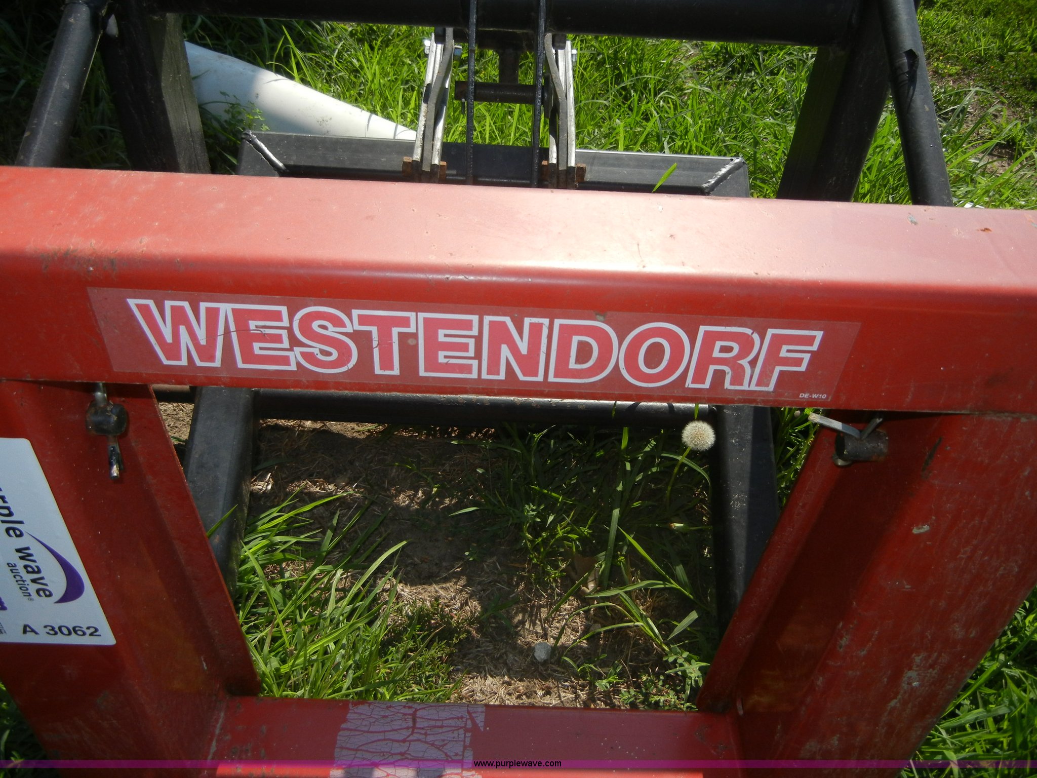 Westendorf HF42 scissor lift tractor attachment in St Marys, KS Item