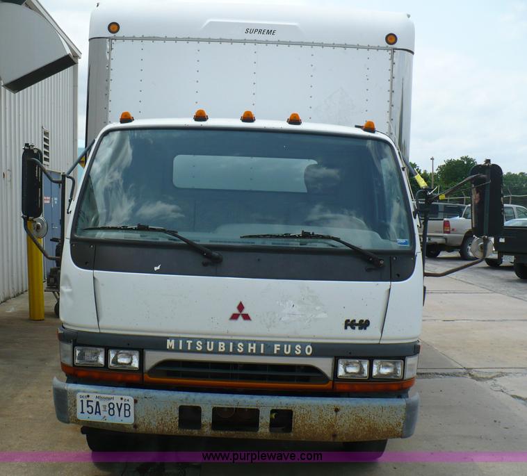 image for item 5908 1997 Mitsubishi Fuso FE box truck