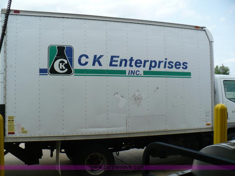 image for item 5908 1997 Mitsubishi Fuso FE box truck