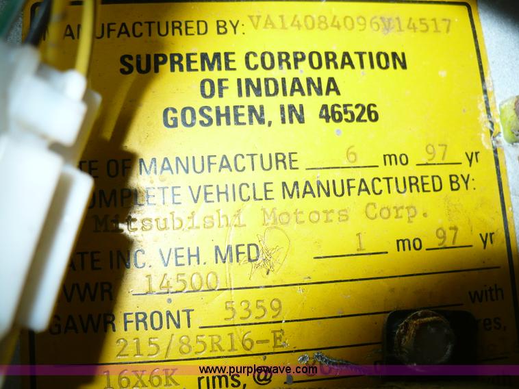 image for item 5908 1997 Mitsubishi Fuso FE box truck