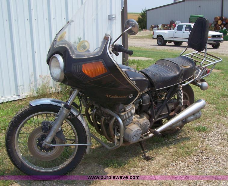 image for item 7355 1978 Honda 750 motorcycle