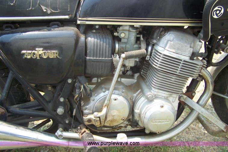 image for item 7355 1978 Honda 750 motorcycle