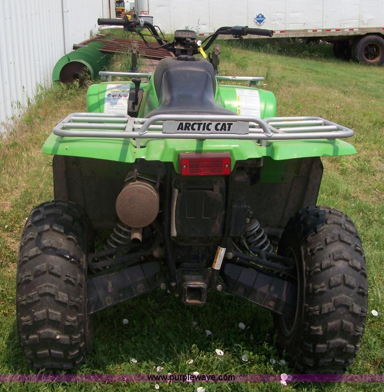 image for item 7356 2004 Artic Cat 400 ATV
