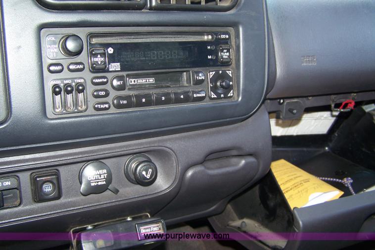 image for item 7375 1999 Dodge Durango SLT SUV