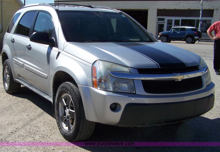 image for item 7404 2005 Chevrolet Equinox LS AWD SUV
