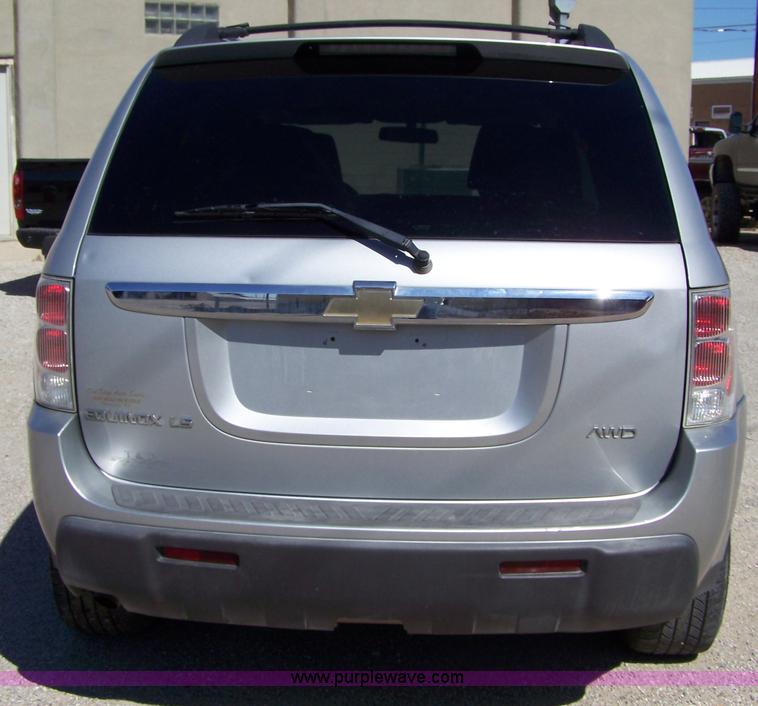 image for item 7404 2005 Chevrolet Equinox LS AWD SUV