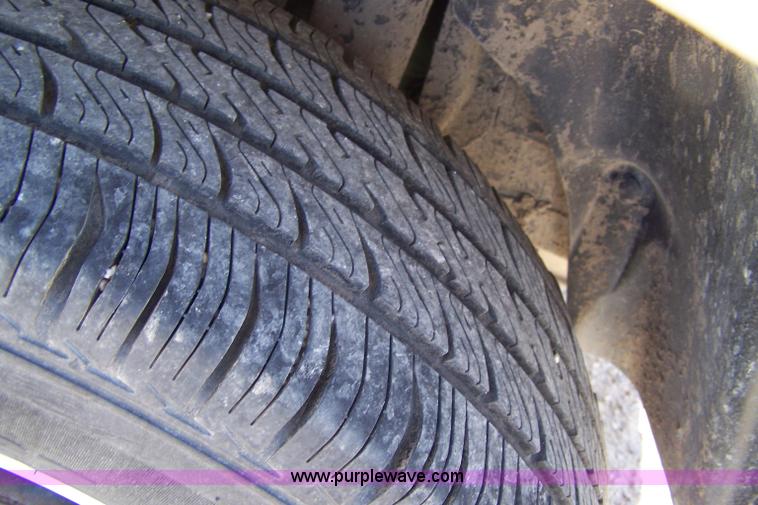 image for item 7404 2005 Chevrolet Equinox LS AWD SUV