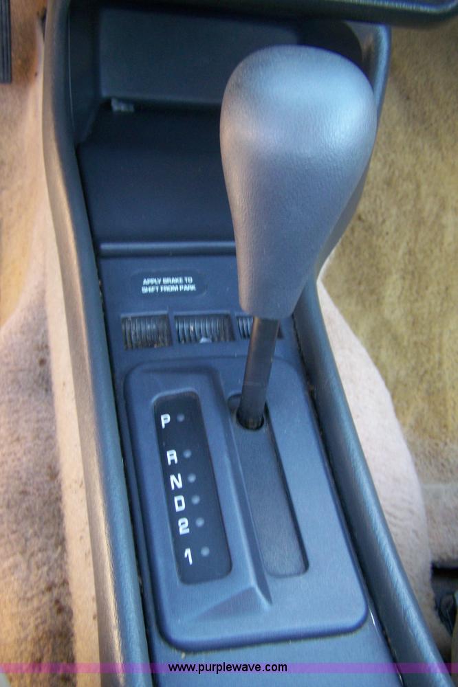 image for item 7406 1994 Pontiac Grand Am SE