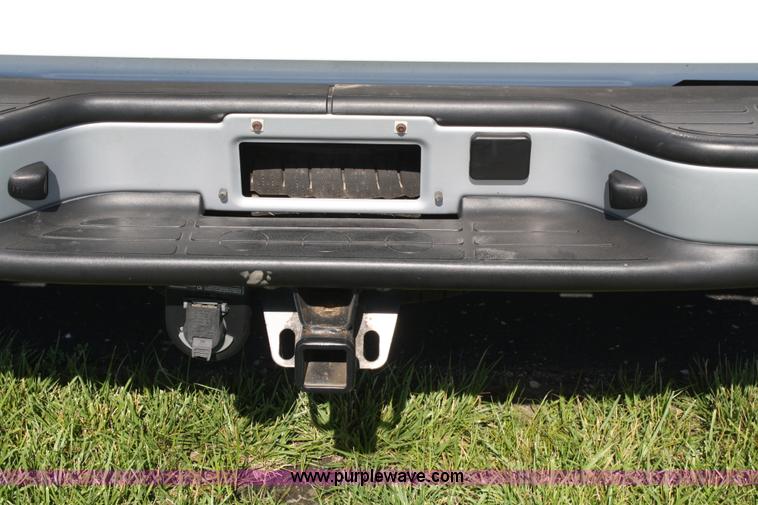 image for item A2079 2006 Chevrolet Silverado K1500 extended cab pickup truck