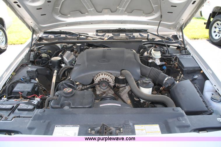 image for item A2087 2000 Ford Crown Victoria Police Interceptor