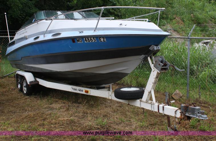 image for item A2097 1989 VIP Vincente 23' boat with trailer