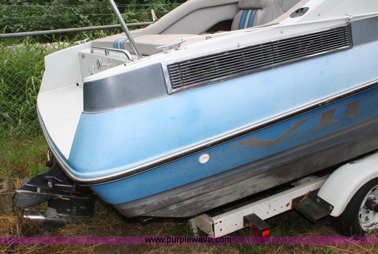 image for item A2097 1989 VIP Vincente 23' boat with trailer