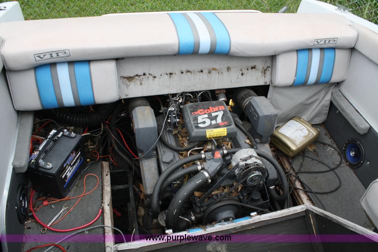 image for item A2097 1989 VIP Vincente 23' boat with trailer