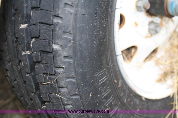 image for item A2097 1989 VIP Vincente 23' boat with trailer