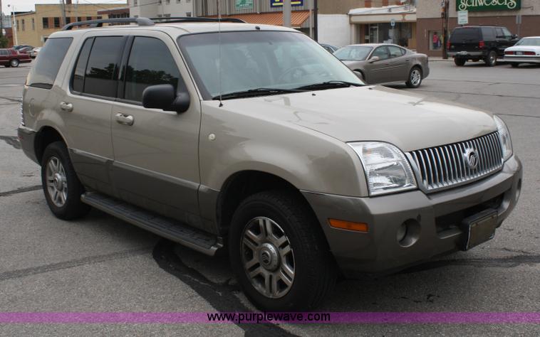 image for item A2098 2004 Mercury Mountaineer