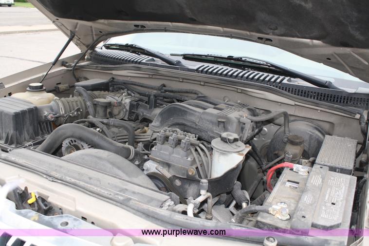 image for item A2098 2004 Mercury Mountaineer