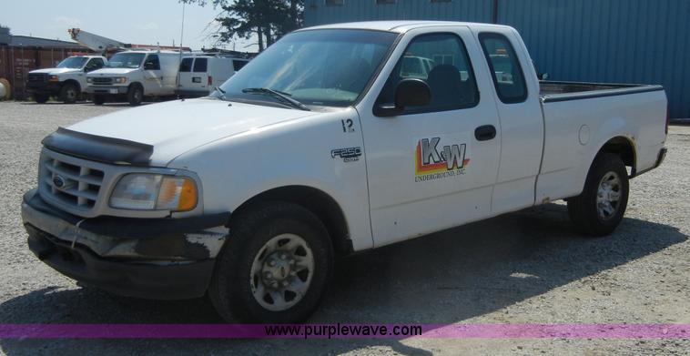 image for item A3009 1999 Ford F250 extended cab pickup truck